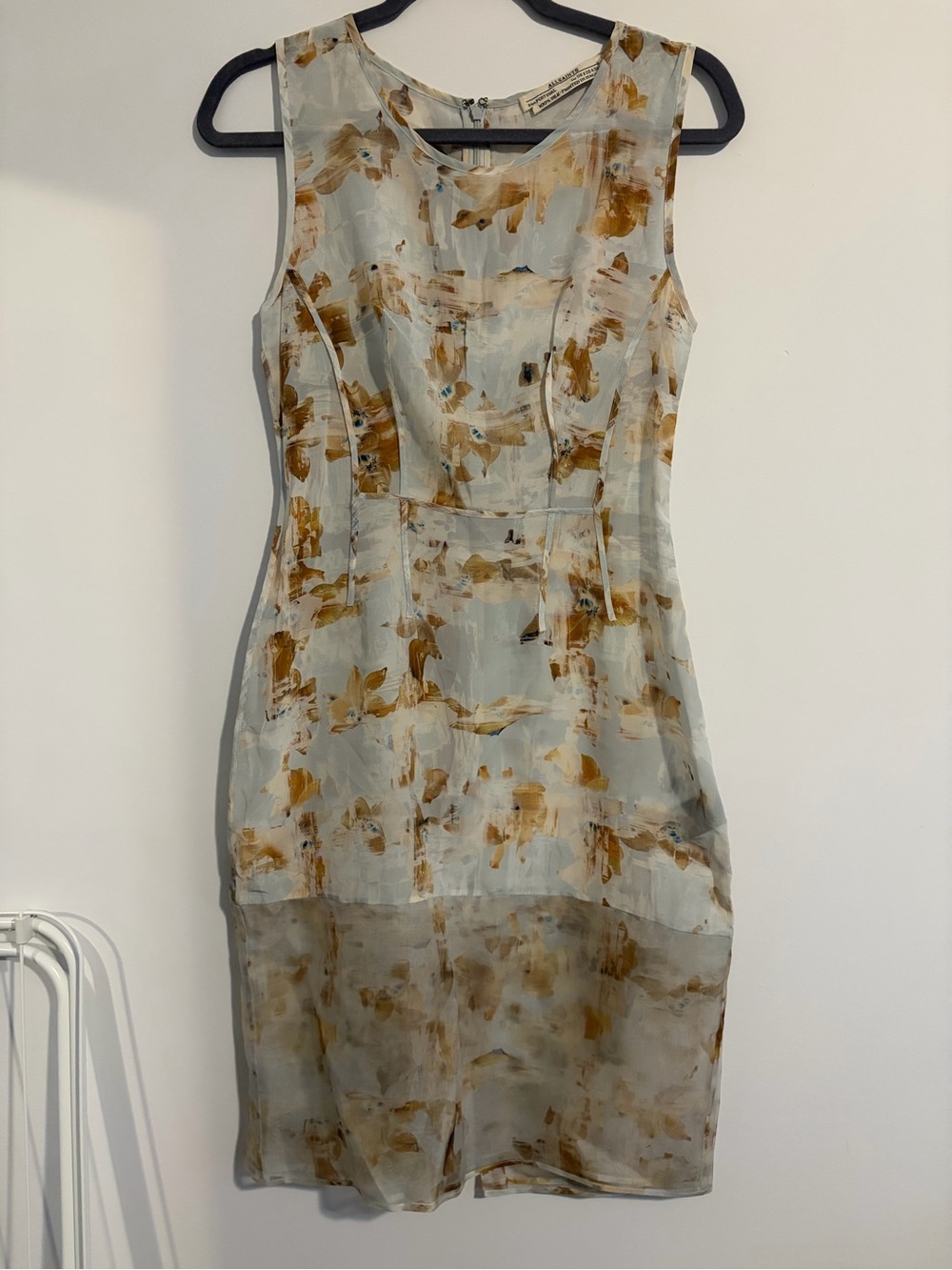 100% Silk Sleeveless Abstract Print Sheath Dress in Light Blue and Mustard